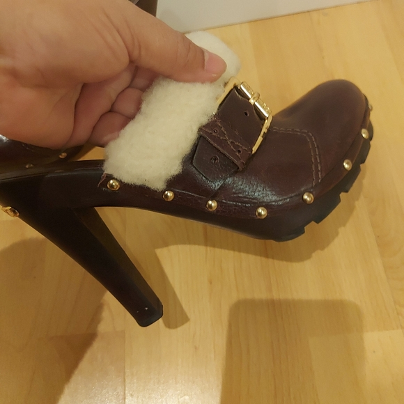 ❣️Ladies Michael kors Fairbanks Sherpa Lined Brown Heeled Mules (#371) - Picture 9 of 12